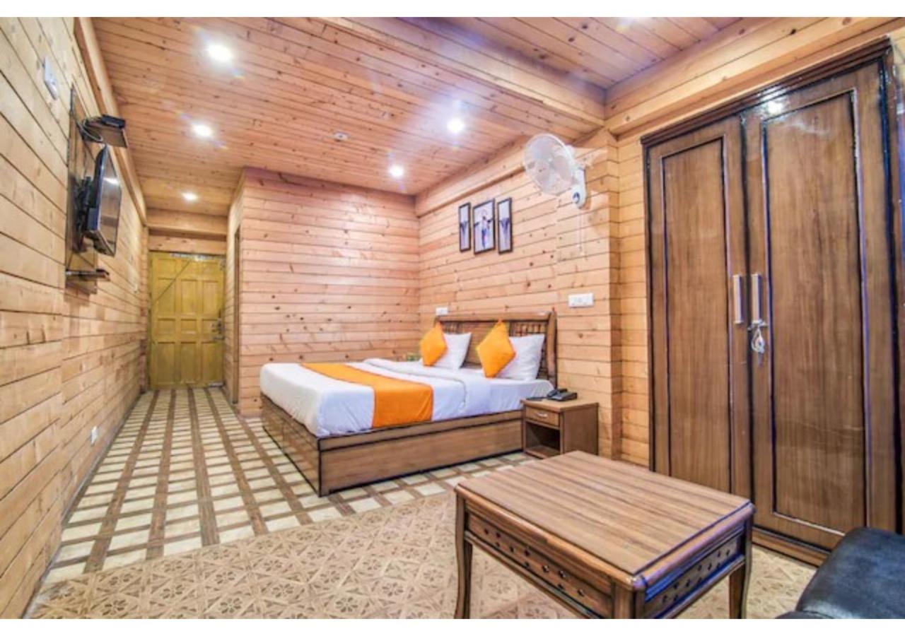 Hotel Country Resort Khajjiar Exterior photo